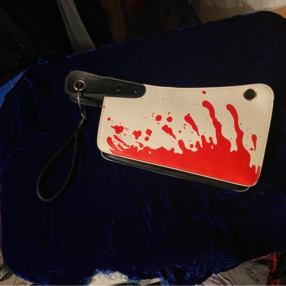 Cleaver purse